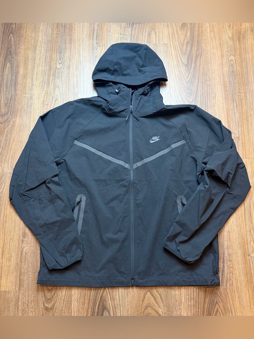 NEW Nike Tech Woven Windrunner Full Zip Jacket Black HM7151-010 Men’s Medium
